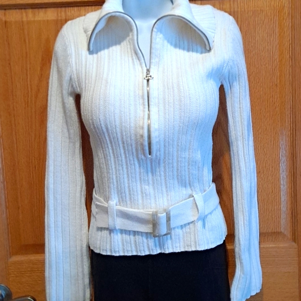 Y2K Jennifer Lopez JLo White Belted Sweater - Picture 2 of 8